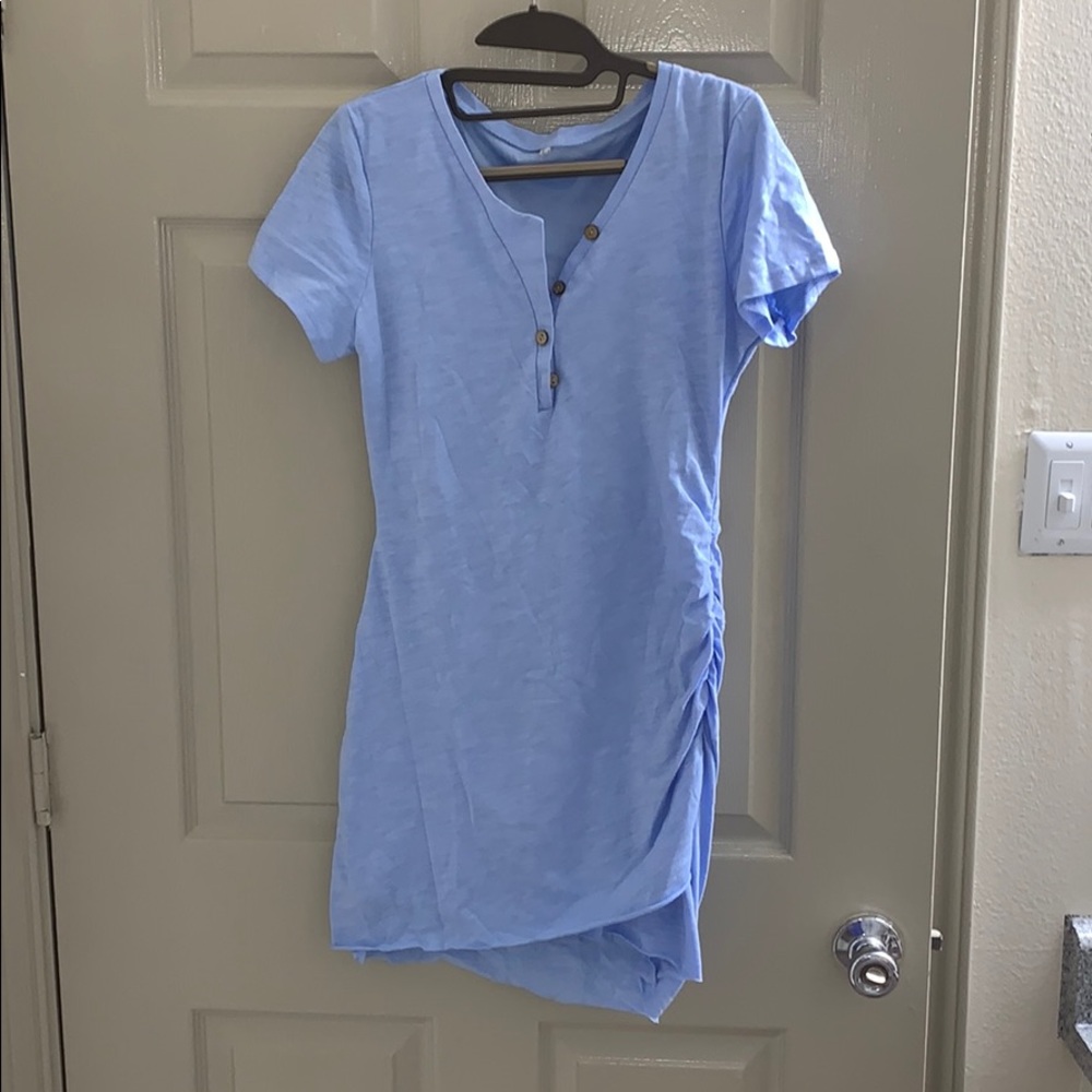 blue dress